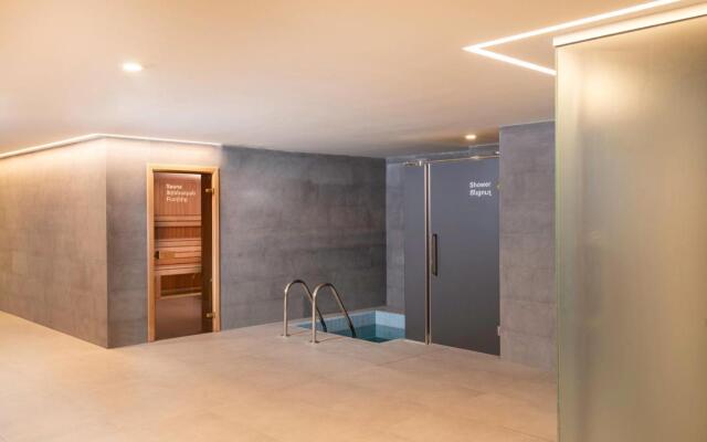 Holiday Inn Yerevan Republic Square, an IHG Hotel