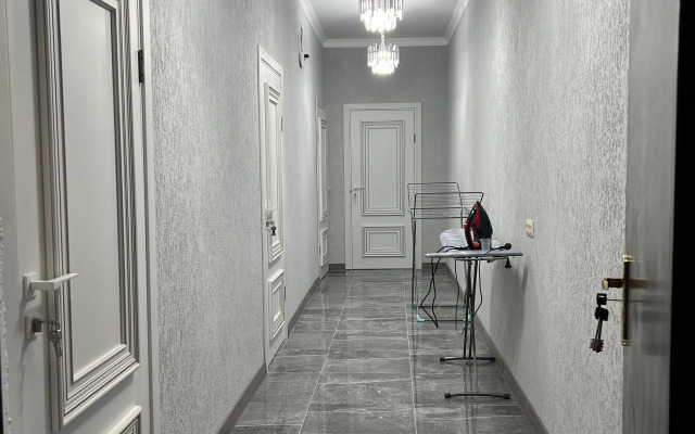 V Suhume Guest House