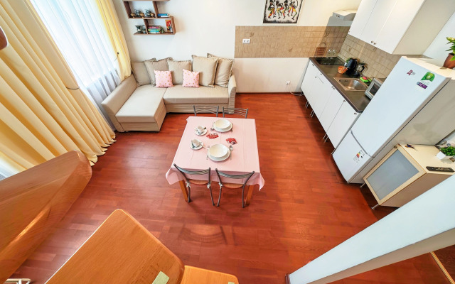 Apartamentyi Nevskij 18 Nikol I Mishel 1