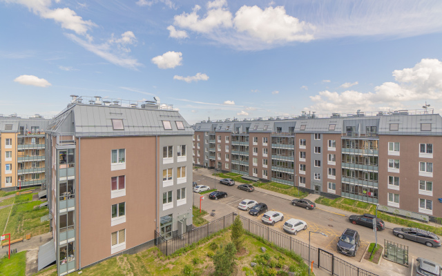 Апартаменты Двухкомнатная Квартира на Мансардном Этаже