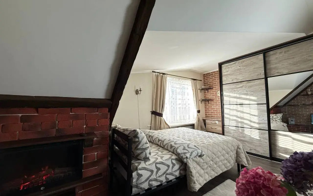 Квартира Шёпот Прусских Стен с Камином у Южного Парка