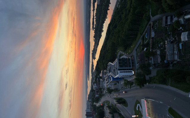 S prekrasnym vidom na Volgu Flat