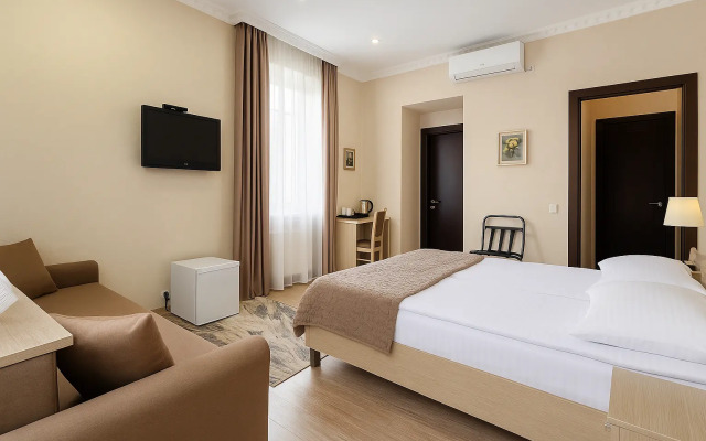 Rustaveli Palace Hotel
