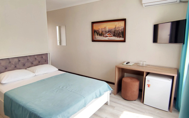 Yuzhny Briz Guest House