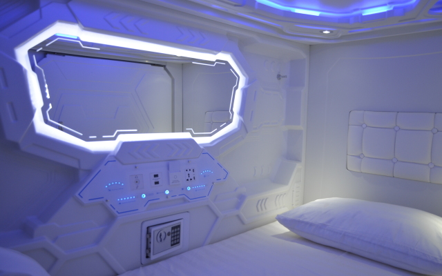 Zodiak Capsule Hotel