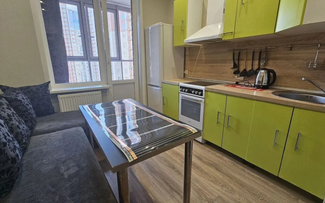 Квартира просторная на бульваре Космонавтов 5