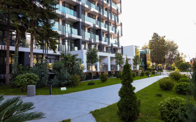 Lenina 217a S Basseynom Hotel