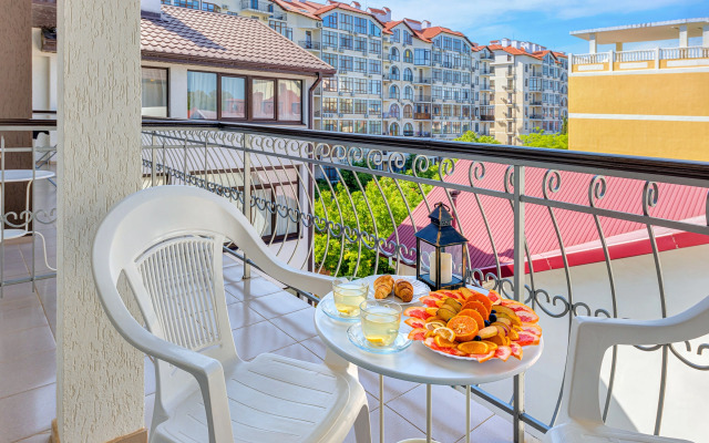 Salvadore Holiday Hotel & Aqua-zone Hotel