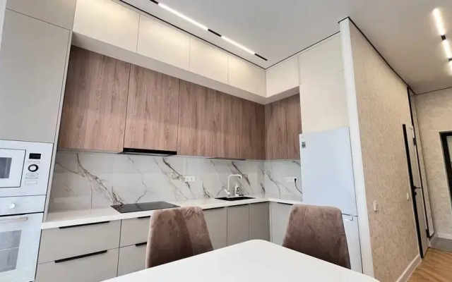 Yevrodvushka ryadom s Mega Parkom Flat