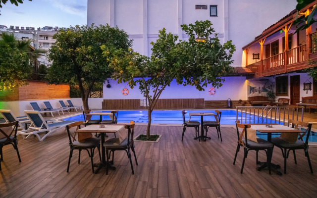 Oscar Boutique Hotel