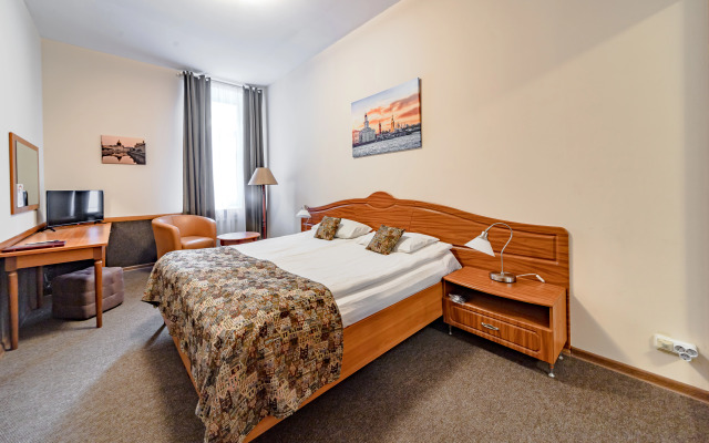 Filippov Na Nevskom 142 Guest House