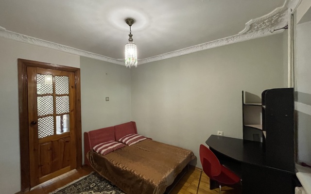 Uyutnaya Byudzhetnaya Kvartira V Samom Tsentre Goroda Apartments