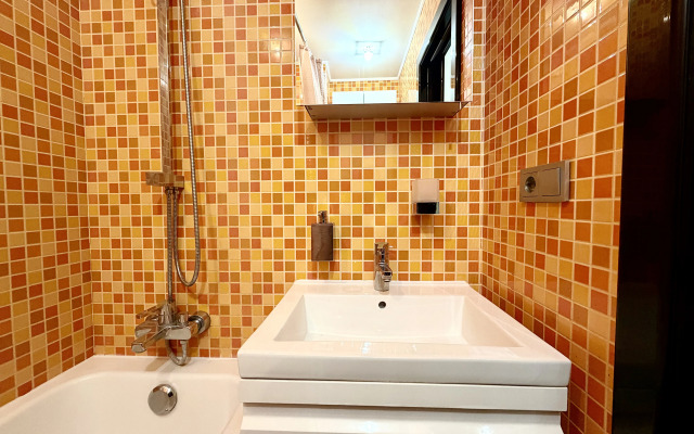 Квартира Лайф Апарт Стильная Евро 2-ка Новорогожская 28