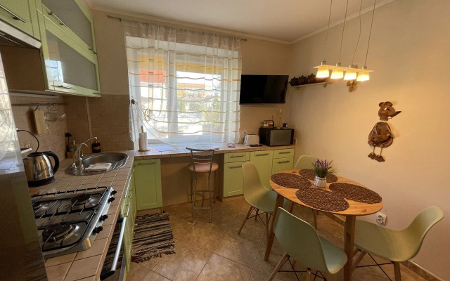 Dvuhkomnatnaya s saunoj u Verhnego ozera Flat