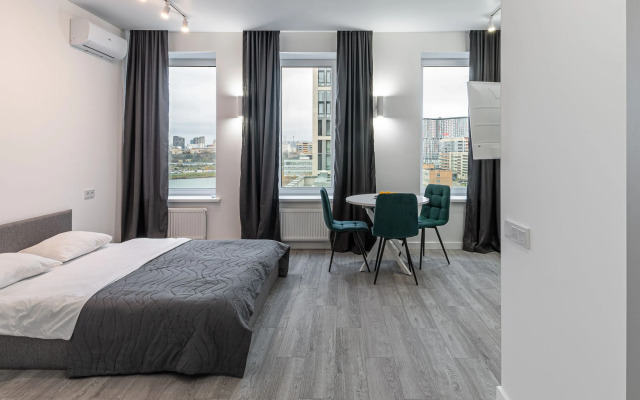 Апартаменты Flat Inn с видом на набережную у метро Технопарк
