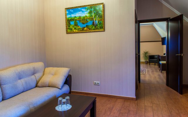 Karoza Hotel