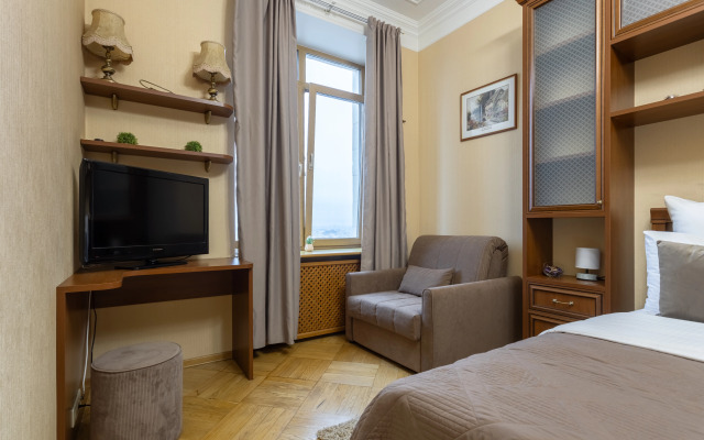 Улучшенные Апартаменты с гостиной  видом на реку