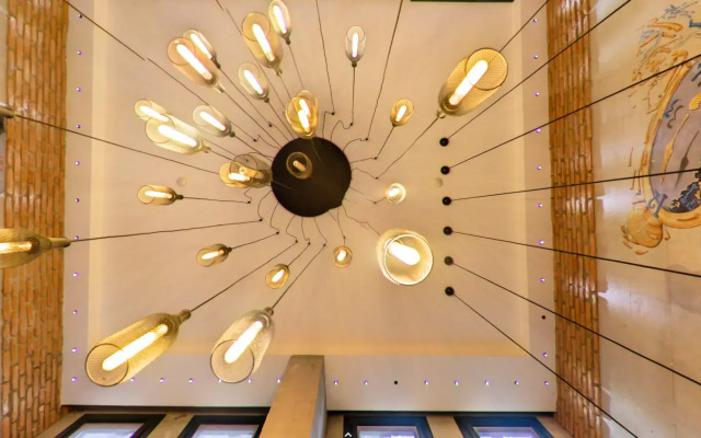 Elibol Hotel