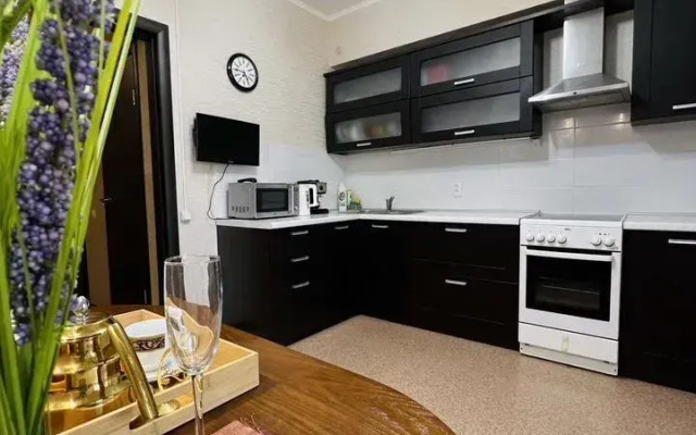 Квартира на Быстринской 10