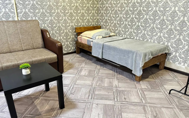 Квартира на Зварыгина 14