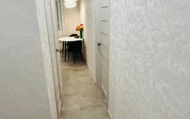 S lyubovyu Flat