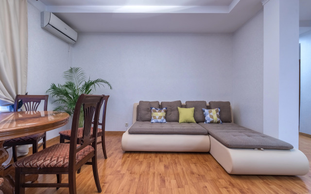 Квартира на Смоленской Улице 7