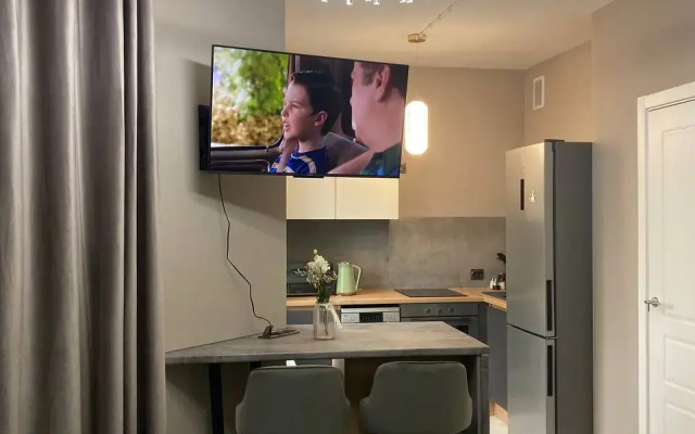 Uyutnaya Studiya V Zelyonom Rayone Apartment