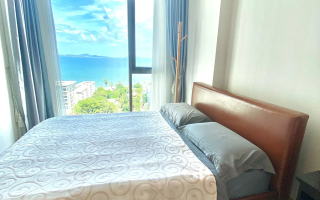 Riviera Wongamat Beach Apartments