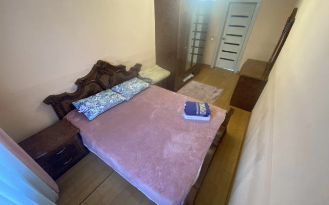 Апартаменты 3 комнатные Ленинградская 98