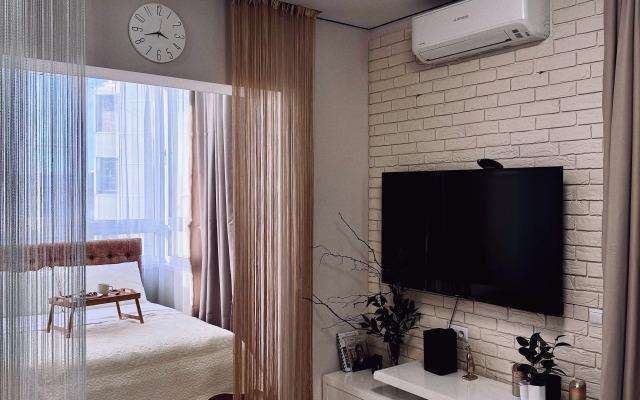 Sochinskiy Arbat Navaginskaya 14 Flat