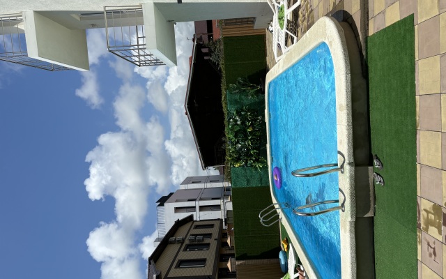 Green Elephant & Infinity Spa Hotel