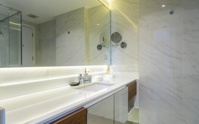 Beachfront 1501 2BR at Wyndham Naithon Phuket Apartments