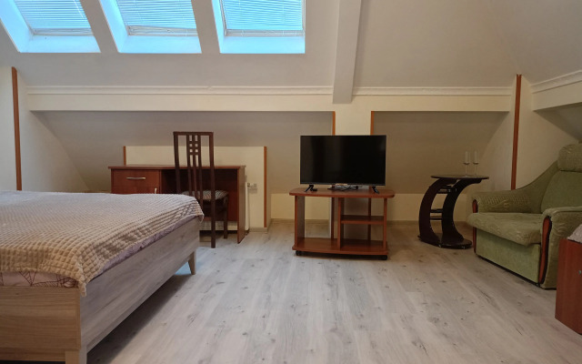 U morya 401 Apartments