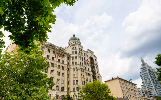 Oruzheyny Pereulok 15a (1102) Apartments