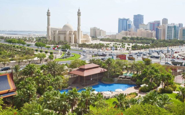 Gulf Hotel Convention and SPA, Autograph Collection