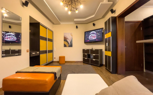 Квартира Дизайнерская на улице 1905 года