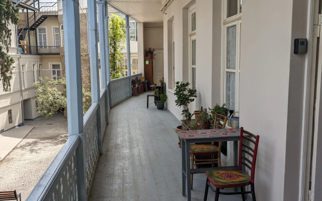 Art Nova 12 Vintage Apartments