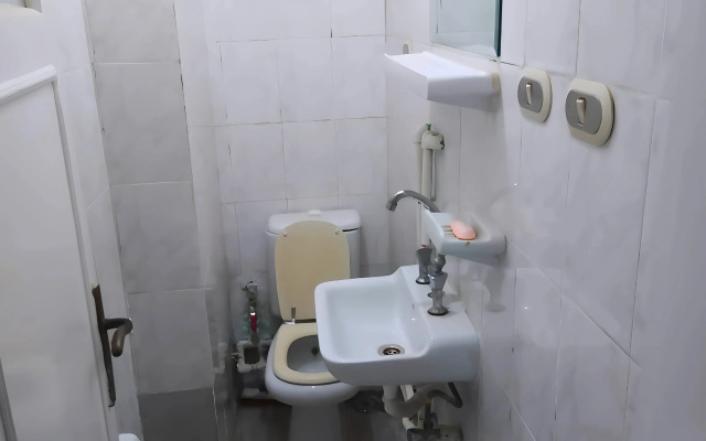 Мебелированные комнаты Gadou Rooms