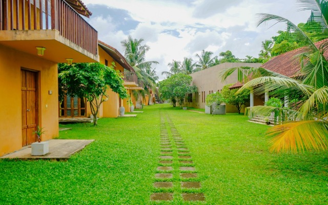 Отель Muthumuni Ayurveda Beach Resort