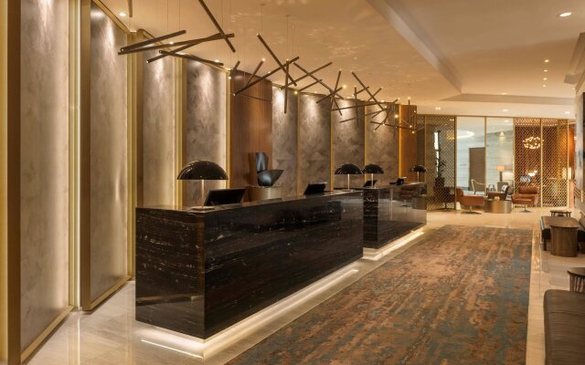 Sheraton Mall of the Emirates Hotel, Dubai