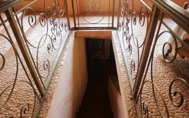 La Taverna Suites Hotels