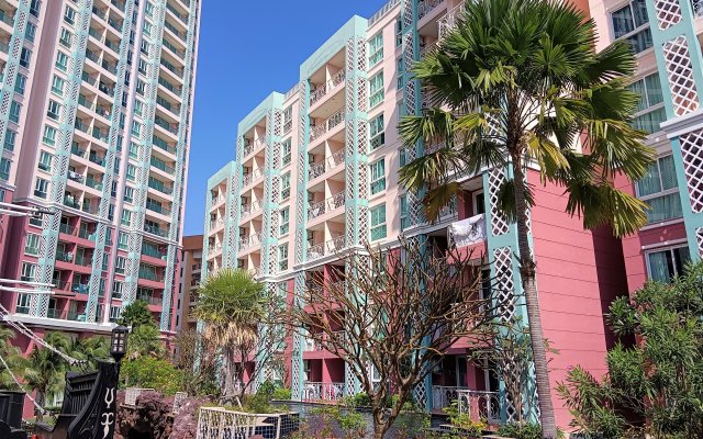 Grande Caribbean Condo Apartments