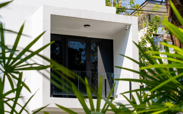 Laguna Park 4BR with Pool by NLA Villa