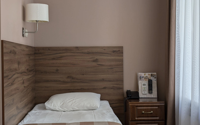 Viktoriya Hotel