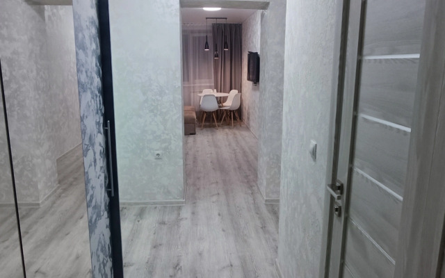 U Pobedy Flat