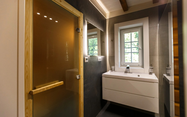 Частный дом Дом Пасечника