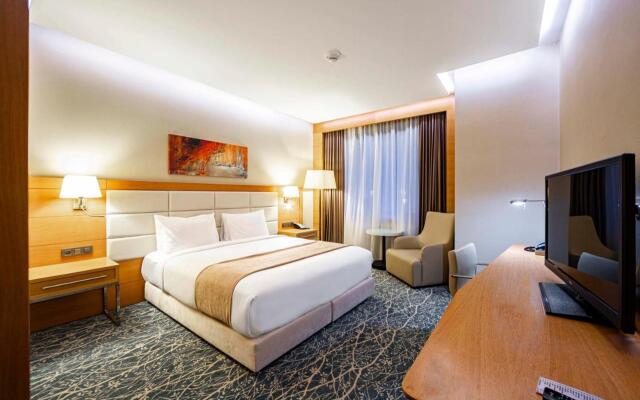 Holiday Inn Baku, an IHG Hotel