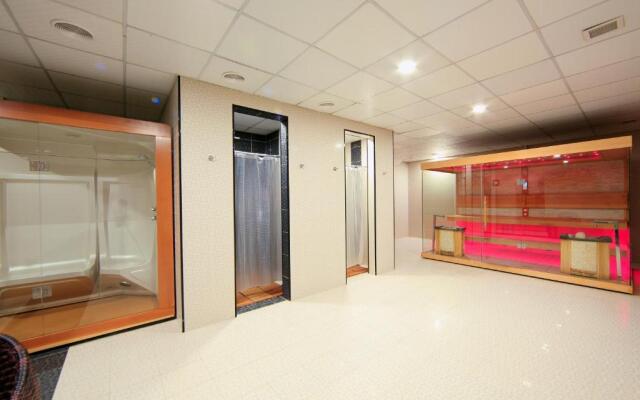 Damas International Hotel (by Travel Agency)