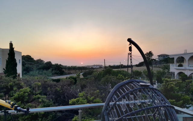 Aetheria Roof Resort Apartments