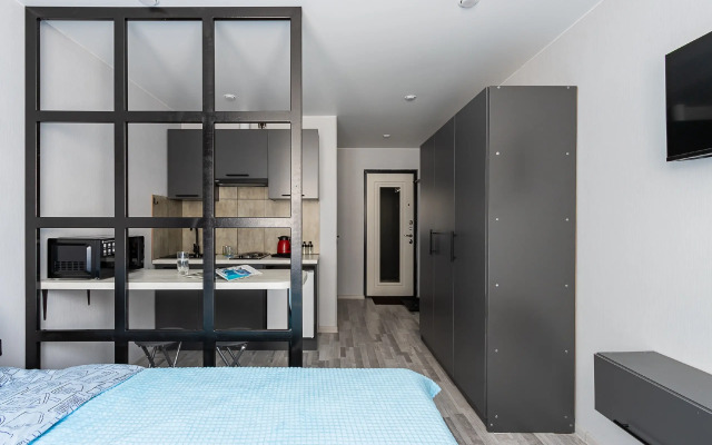 Studiya Blue Flat